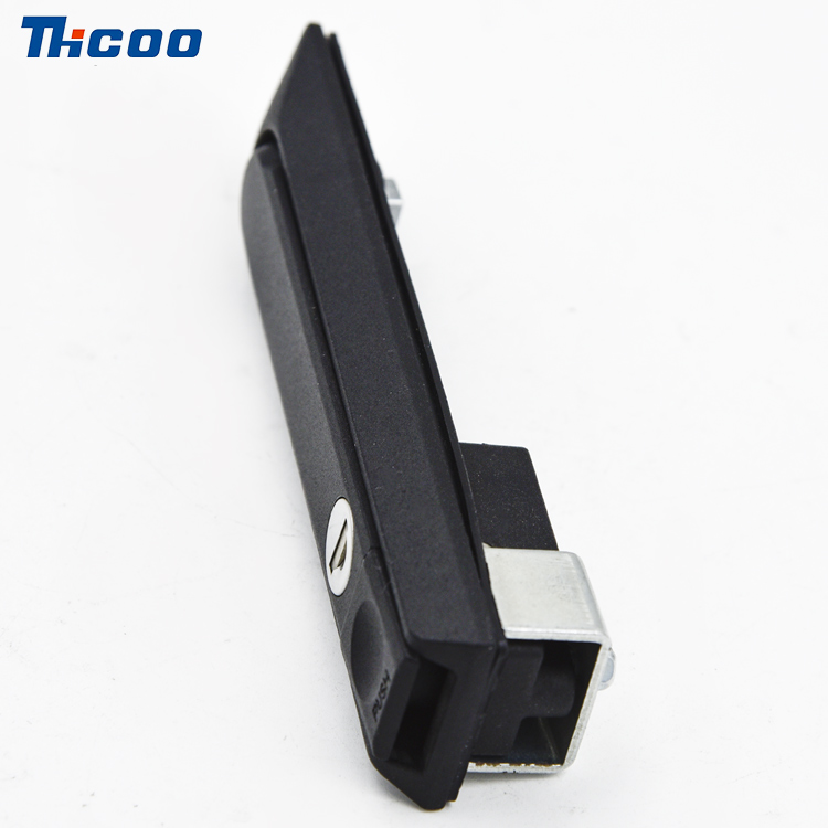 اضغط لفتح The Rocker Lock-A7142