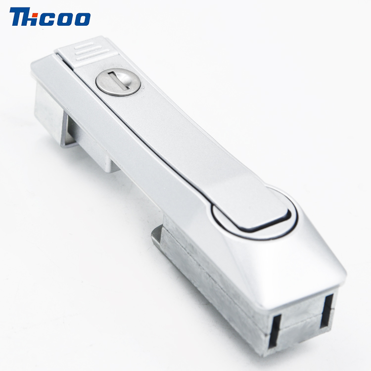 اضغط لفتح The Rocker Lock-A7151